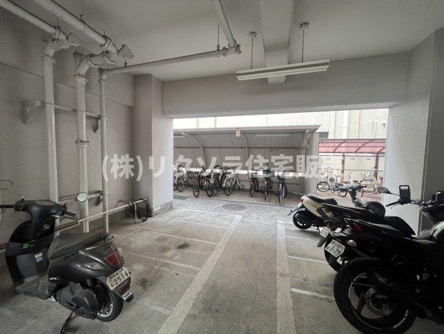 コム古川橋の駐輪場|■物件内覧・資金計画相談・住宅ローン相談、リフォーム相談、お問合せ受付中■
※当日・翌日のご内覧、ご相談はお電話でのお問合せがスムーズです！