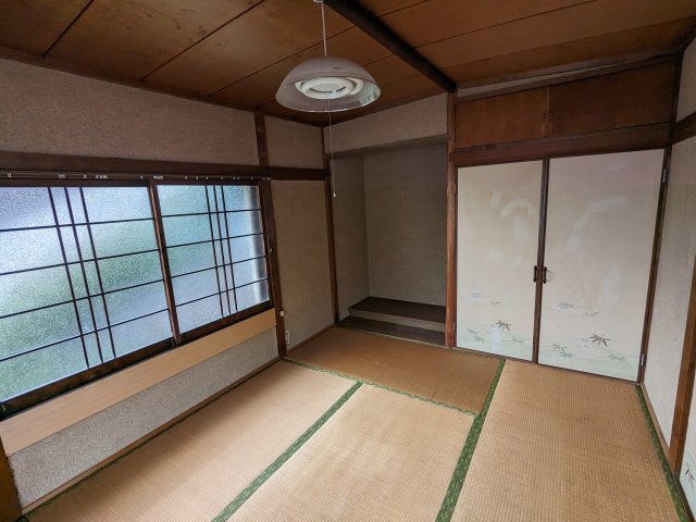 京町アパートの和室