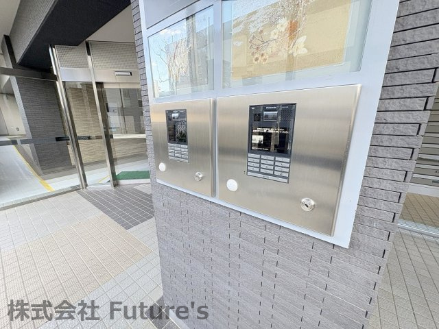 パークフィールドみさとテラ・ウエスト２街区１号館の防犯設備|安心のオートロック付き