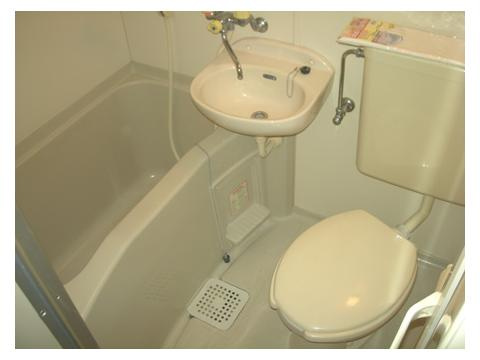 オンディーヌの洗面所|コンパクトで使いやすい洗面所