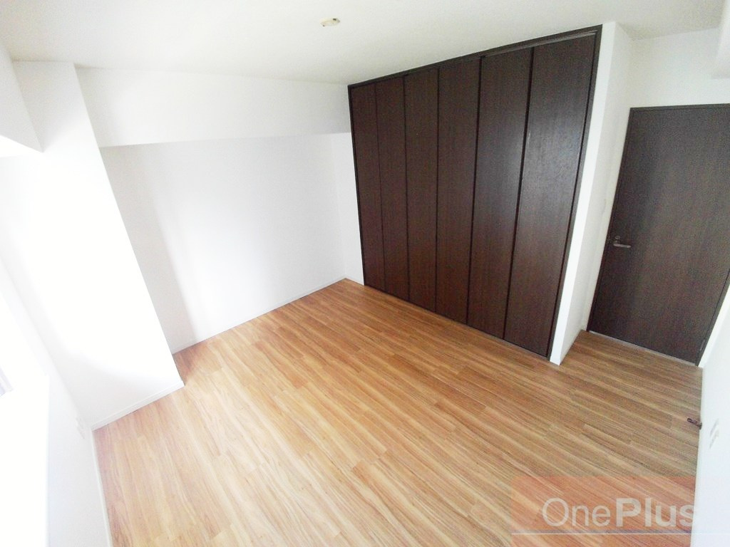 アーデンコート住吉川の洋室