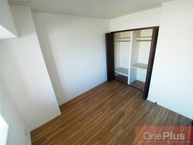 アーデンコート住吉川の洋室