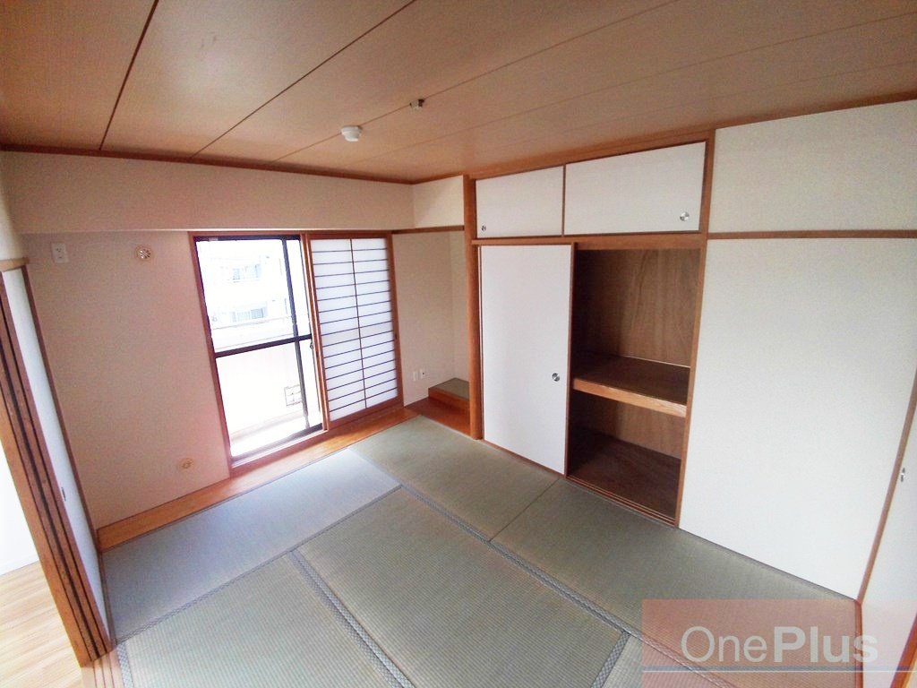 アーデンコート住吉川の和室