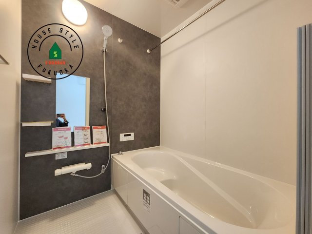 福岡市東区八田3丁目第3-2棟（1号棟）　の浴室|1日の疲れを癒してくれる広々バスルーム。雨の日のお洗濯にも大活躍な浴室乾燥機付です！