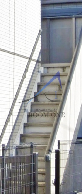 シャーメゾン平和台のその他共用部分|共用階段です。