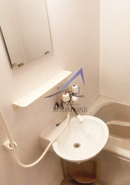 シャーメゾン平和台の洗面所|洗面台です。