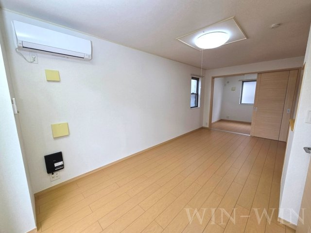 メゾン・リュミエール Ⅱの居間・リビング