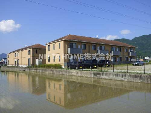 オレンジアイビー・柏原	の外観|料理のしやすい３口コンロがついています☆彡