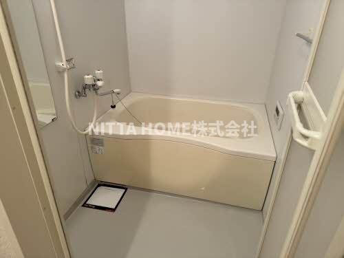 オレンジアイビー・柏原	の浴室|追い焚きや浴室乾燥機能付きになります◇