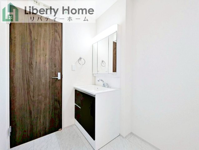 水戸市見川12期　新築戸建　3号棟の独立洗面台