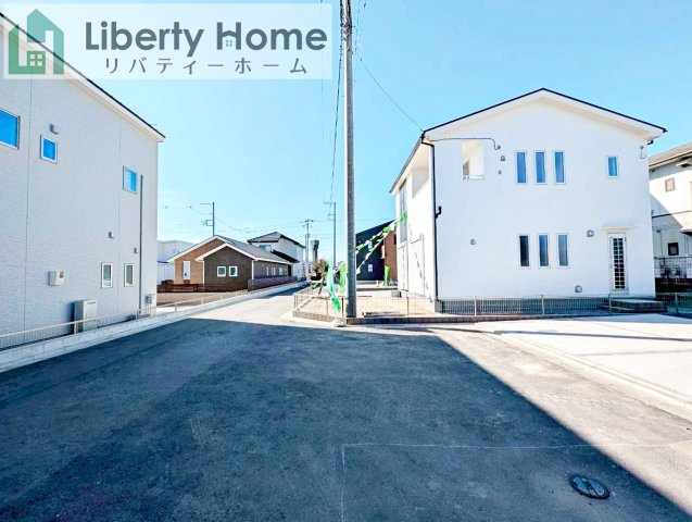 水戸市見川12期　新築戸建　3号棟の前面道路含む現地写真