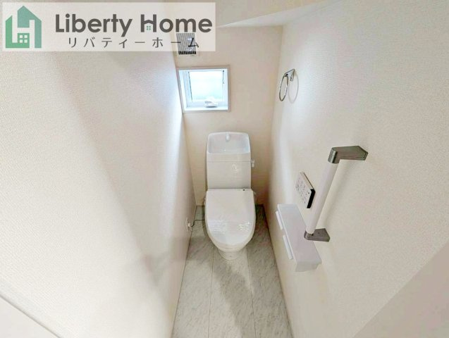 水戸市見川12期　新築戸建　2号棟のトイレ