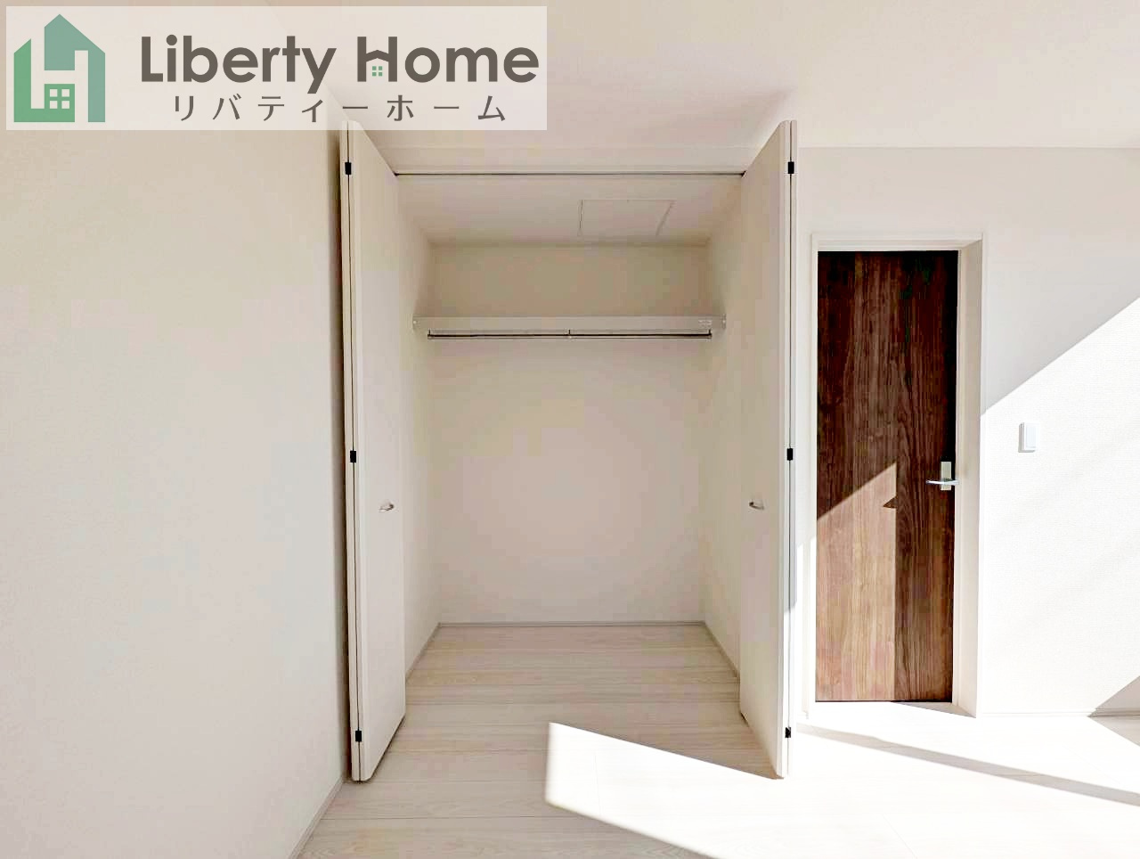 水戸市見川12期　新築戸建　2号棟の収納