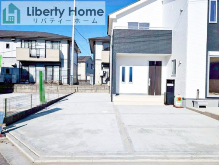 水戸市見川12期　新築戸建　2号棟の駐車場