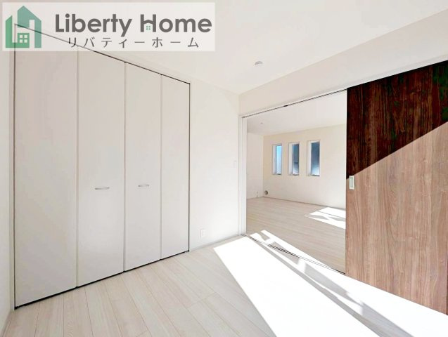 水戸市見川12期　新築戸建　2号棟の洋室