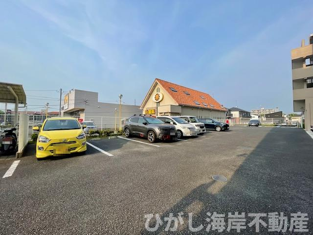 サンクレイドル湘南平塚弐番館の駐車場|敷地内駐車場