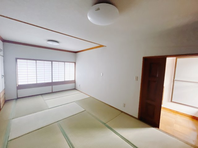 【中古戸建】前橋市下細井町　の和室|■2階和室｜おじいちゃんやおばあちゃんが遊びに来たときにゆったりとくつろげるスペースがあると喜んでくれますよね♪