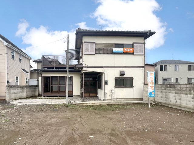 【中古戸建】前橋市下細井町　の外観|■外観｜土日のご見学はもちろん、平日・夜間のご案内も大歓迎です♪「今から見たい」や「仕事終わりに見たい」にもご対応できますのでお気軽にお問い合わせください♪