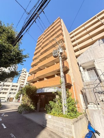 ウィズダムスクウェアの外観