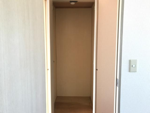 エクセルハイム１０の収納|廊下収納