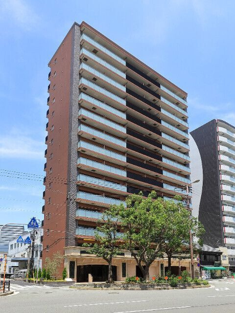 プレジオ阿波座2-8F