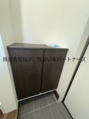 【玄関】 | Y'S kokubu | 明るい玄関です