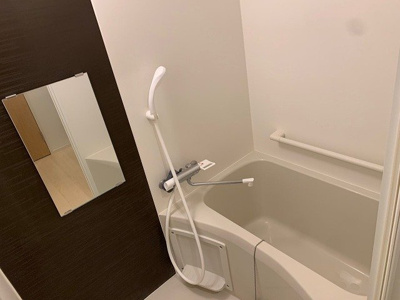 【浴室】 | クレイノスリジエ | 手摺付き