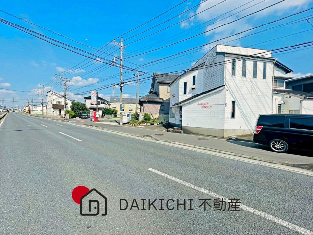 【前面道路含む現地写真】 | 桶川市泉1丁目　中古戸建