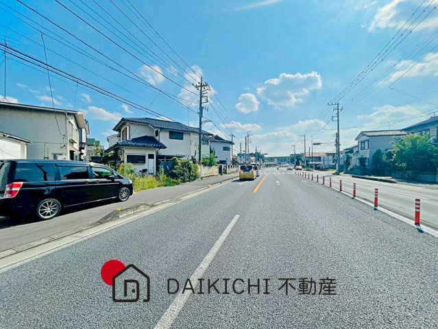 【前面道路含む現地写真】 | 桶川市泉1丁目　中古戸建