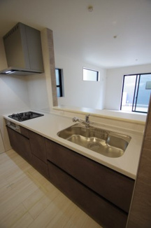 【キッチン】 | 【仲介手数料無料！！】日野市旭が丘5丁目　新築戸建て（全10棟）2号棟　4480万円