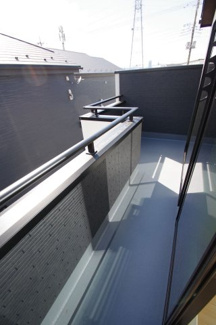 【バルコニー】 | 【仲介手数料無料！！】日野市旭が丘5丁目　新築戸建て（全10棟）2号棟　4480万円