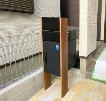 蕨市南町3丁目 全8棟 2号棟のその他|お留守がちなご家庭に便利な宅配ボックスを装備しています