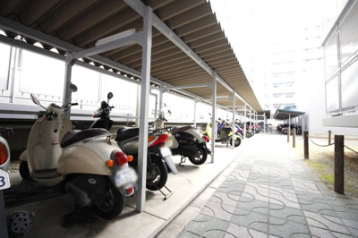 【駐輪場】 | ハイム伏見A棟 | 【バイク置場】
※駐車場等の空き状況は都度要確認