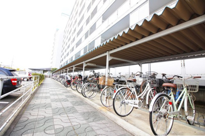 【駐輪場】 | ハイム伏見A棟 | 【駐輪場】
※駐車場等の空き状況は都度要確認