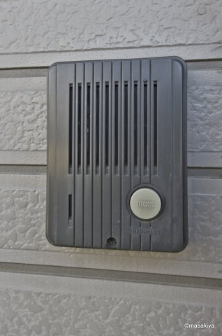 サンライズハイツのエントランス