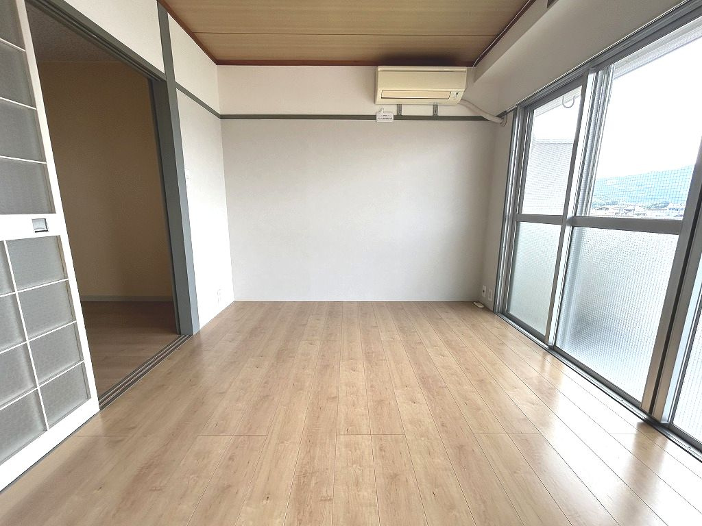 鏡川コートハウスの洋室|落ち着いた色調の洋室です