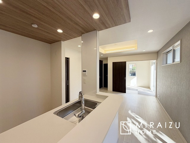 【外観】 | 平日・休日問わず、いつでもご見学が出来ます♪☆実際に見て、触れて感じる安心のお住まい探しを体験して下さい♪☆物件情報だけでなく、地域の特色などなどエリア情報もお伝え出来たら嬉しいです♪