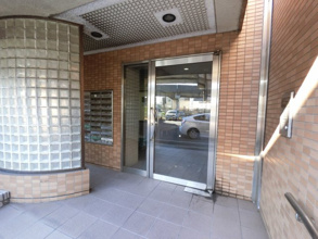 【エントランス】