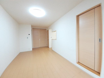 【内装】 | シェフィールド