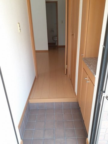 プリムローズ　Ｃの玄関