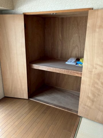 進和山科ハイライフの収納|和室6帖の押入