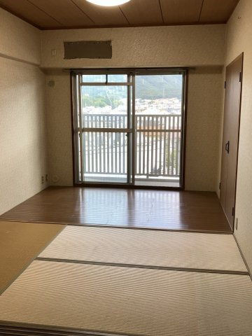 進和山科ハイライフの和室|和室6帖