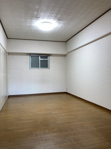 進和山科ハイライフの収納|サービスルーム（納戸）約7.9帖