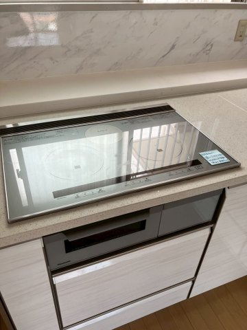 進和山科ハイライフのキッチン|IHクッキングヒーターのキッチンです