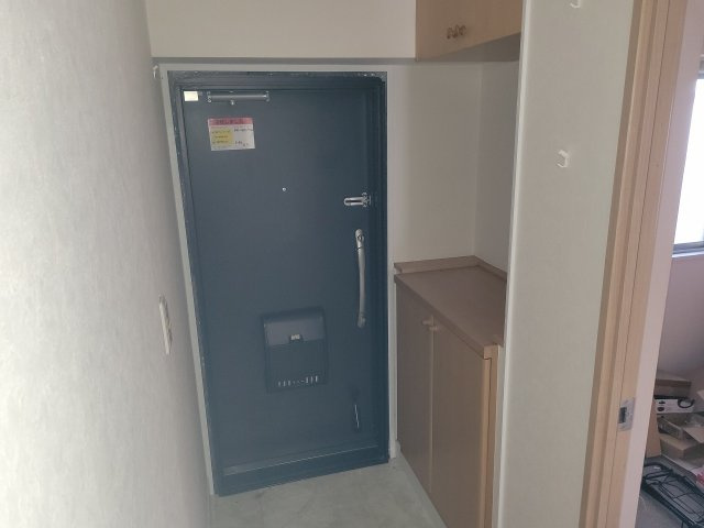 桂ガーデンハイツの玄関