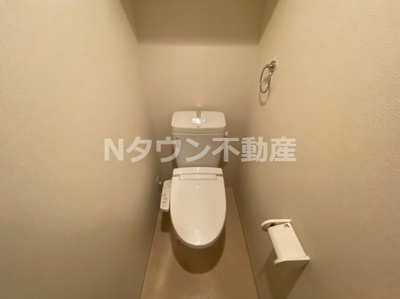 【トイレ】 | プレサンス丸の内城雅 | コンパクトで使いやすいトイレです