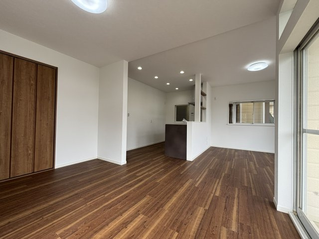 【居間・リビング】