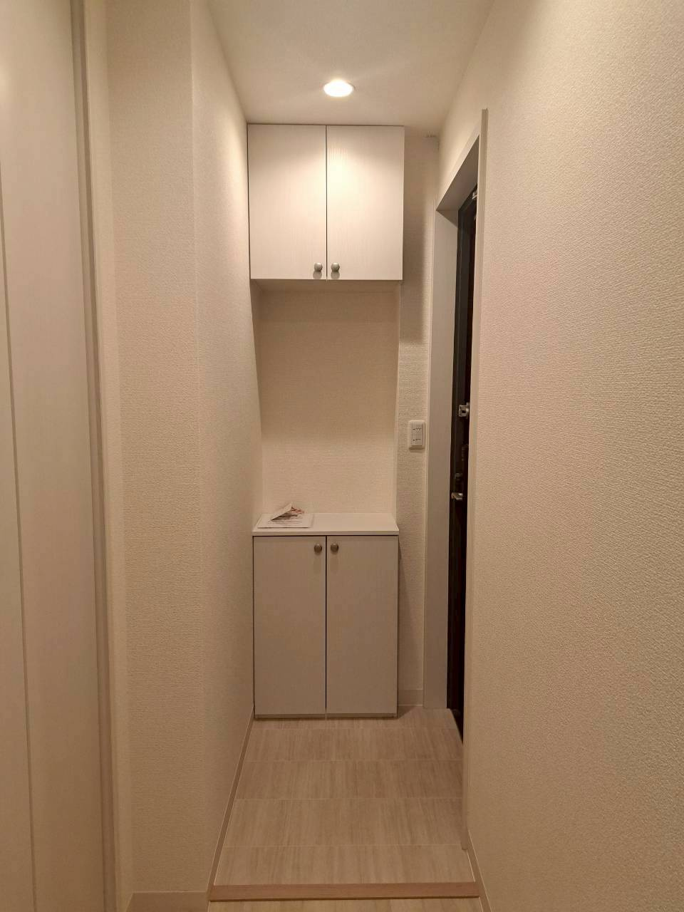 新潟市中央区幸町のアパートの玄関
