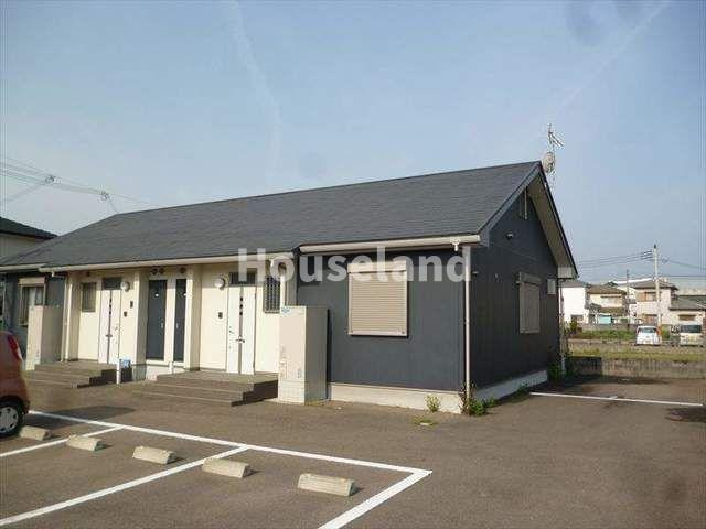 ファミーユの駐車場