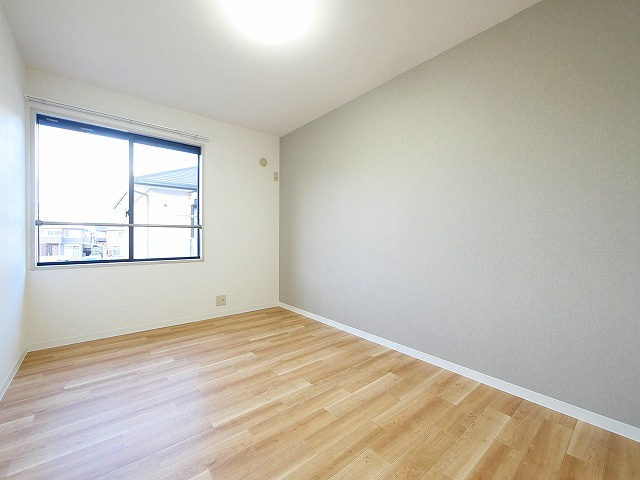 ブリーズ大安寺Ｂ　Ｃの洋室|おしゃれなリビングです